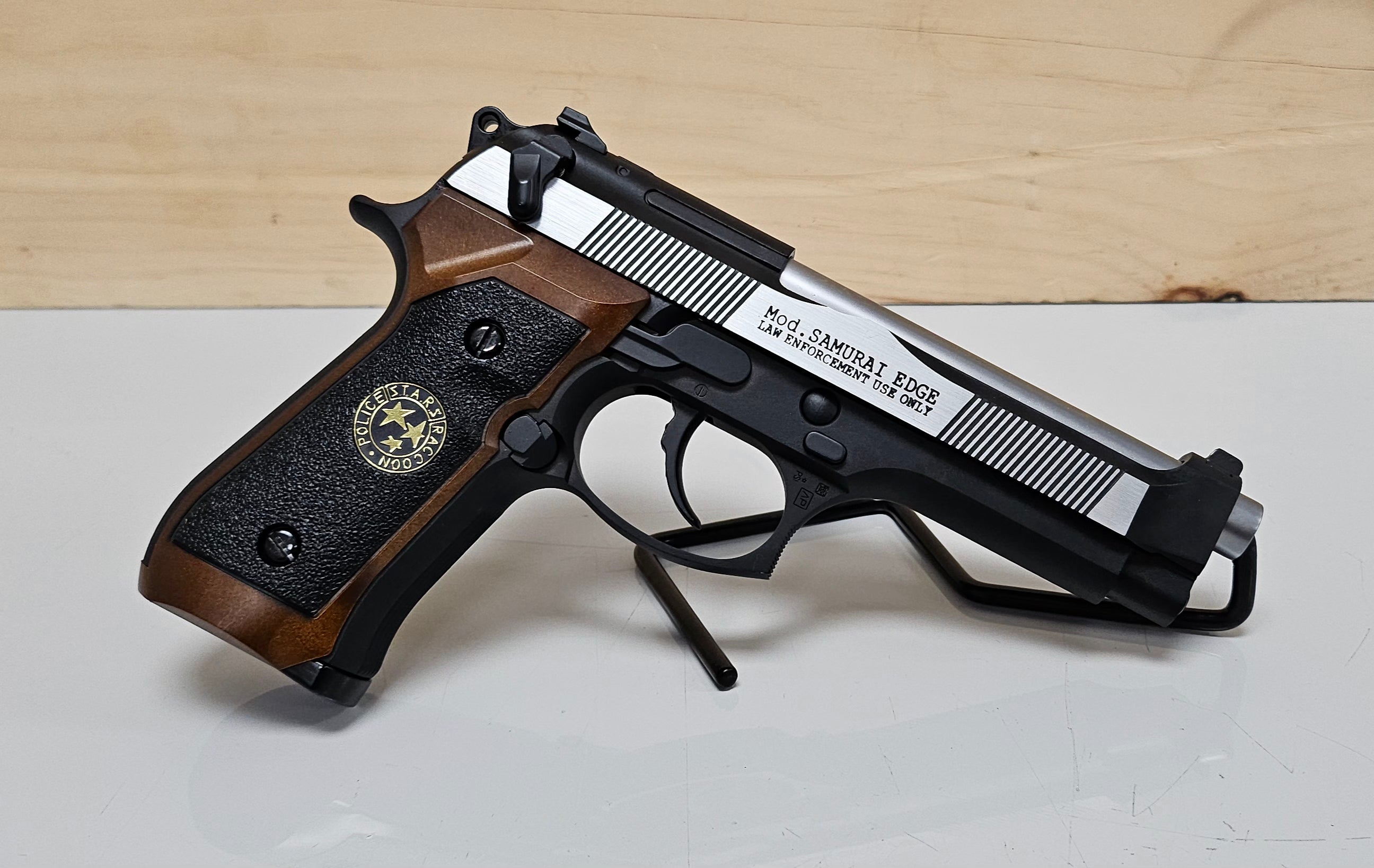 M92 (BIO HAZARD TWO TONE EDITION)